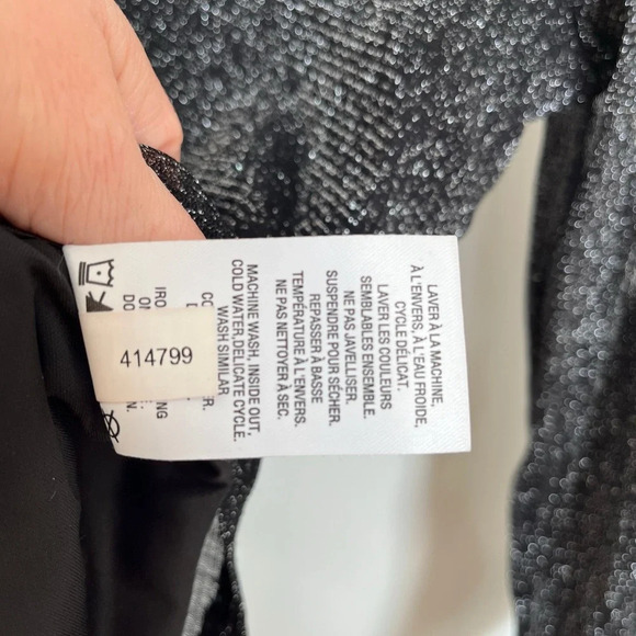 Reitmans gillet mesh with sparkles size med - Picture 3 of 6